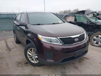  Salvage Kia Sorento