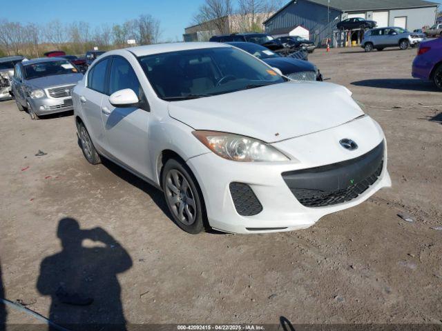  Salvage Mazda Mazda3
