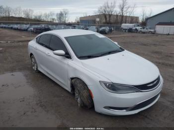  Salvage Chrysler 200
