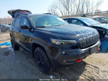  Salvage Jeep Cherokee
