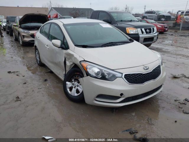  Salvage Kia Forte