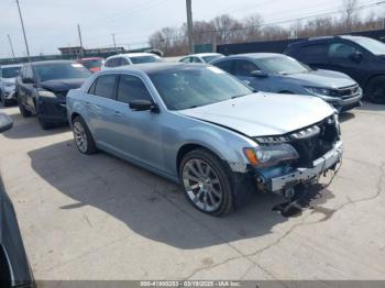  Salvage Chrysler 300
