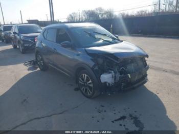  Salvage Nissan Kicks