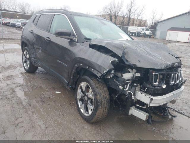  Salvage Jeep Compass