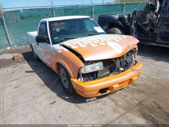  Salvage Chevrolet S-10