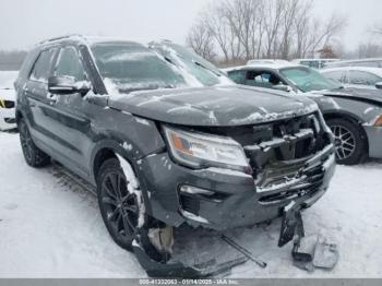  Salvage Ford Explorer