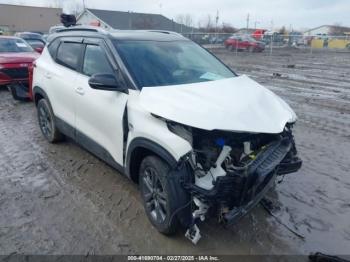  Salvage Kia Seltos