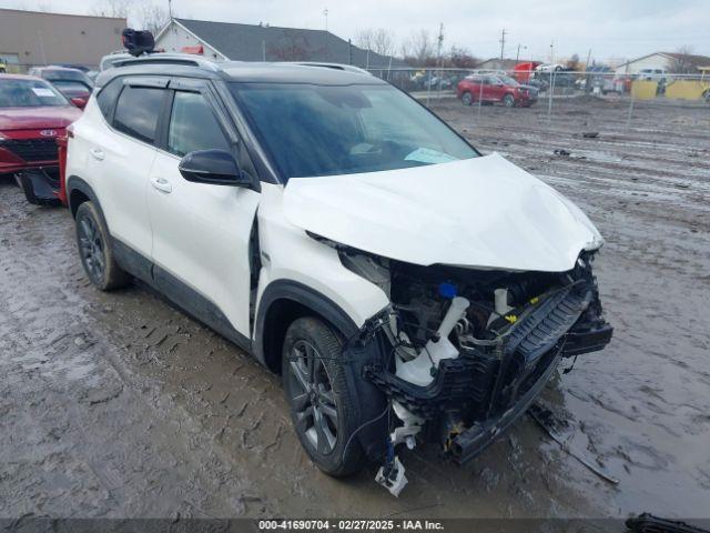  Salvage Kia Seltos