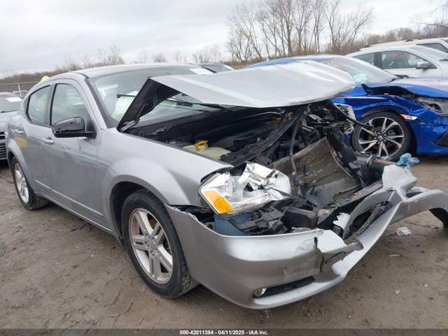  Salvage Dodge Avenger