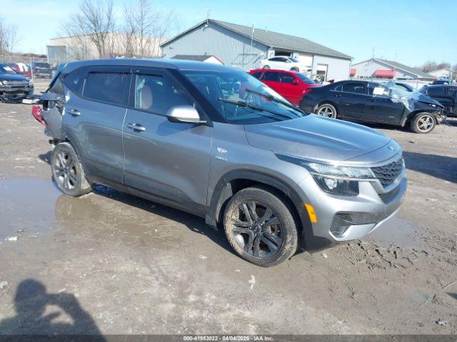  Salvage Kia Seltos