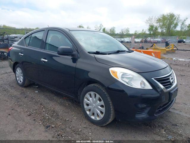  Salvage Nissan Versa