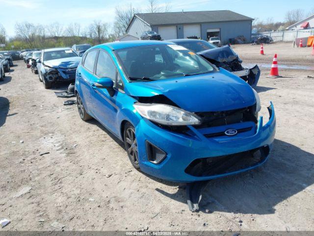  Salvage Ford Fiesta