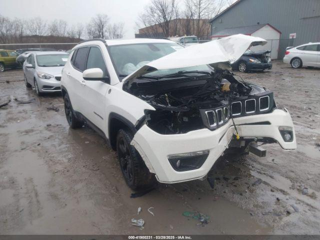  Salvage Jeep Compass