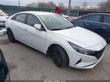  Salvage Hyundai ELANTRA