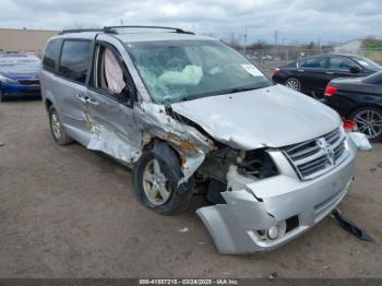  Salvage Dodge Grand Caravan