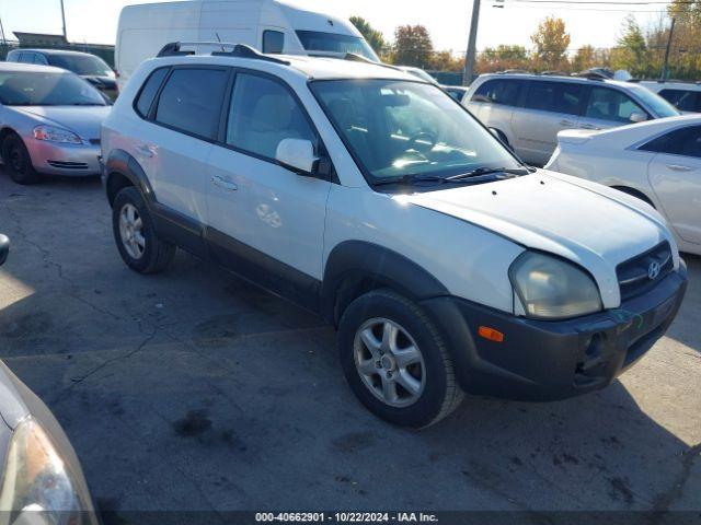  Salvage Hyundai TUCSON