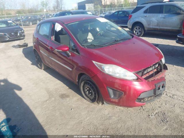  Salvage Ford Fiesta