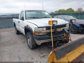  Salvage Chevrolet Silverado 2500