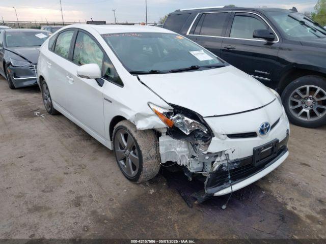  Salvage Toyota Prius