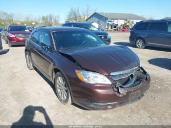  Salvage Chrysler 200