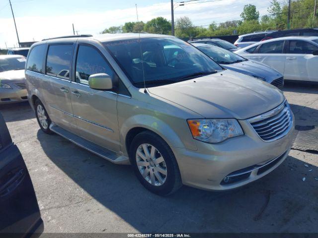  Salvage Chrysler Town & Country