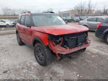  Salvage Ford Bronco