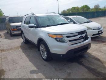  Salvage Ford Explorer