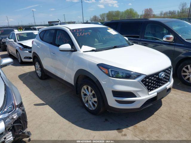  Salvage Hyundai TUCSON