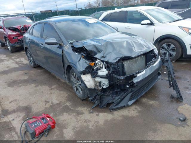  Salvage Kia Forte