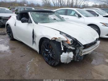  Salvage Nissan 370Z