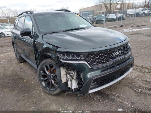  Salvage Kia Sorento