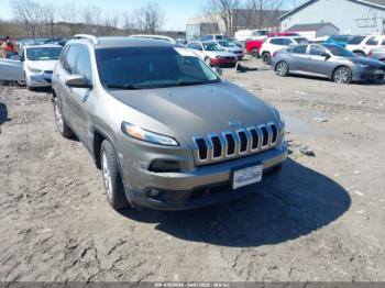  Salvage Jeep Cherokee