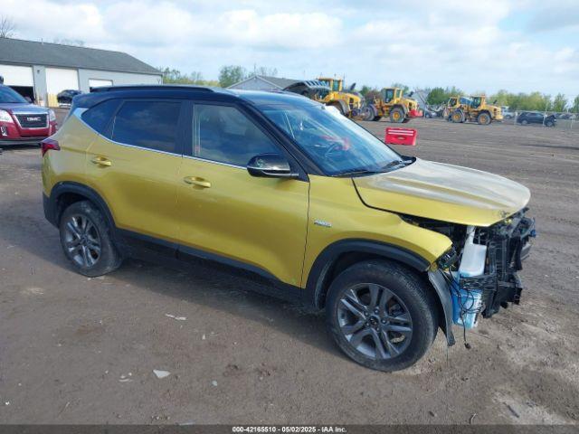  Salvage Kia Seltos