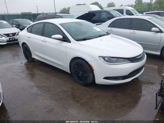  Salvage Chrysler 200