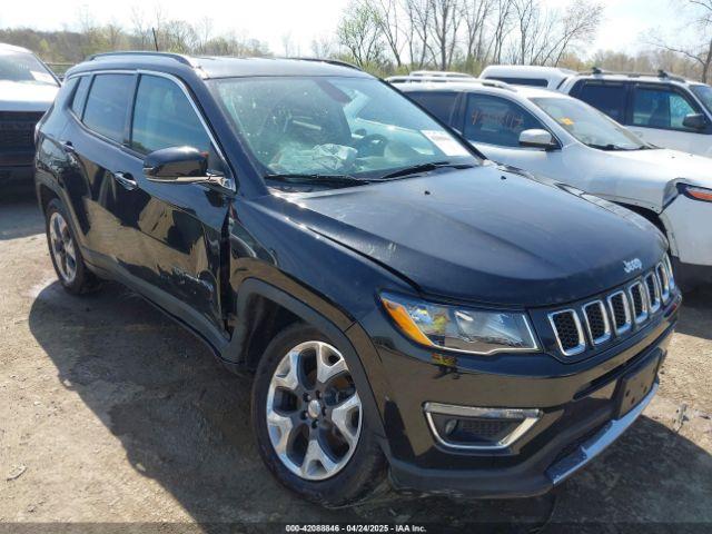  Salvage Jeep Compass