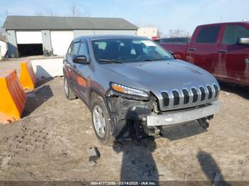  Salvage Jeep Cherokee
