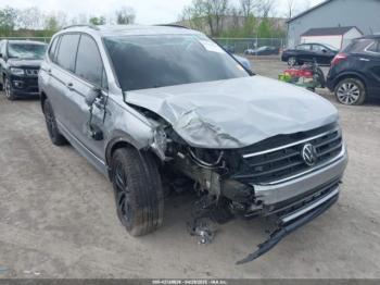  Salvage Volkswagen Tiguan