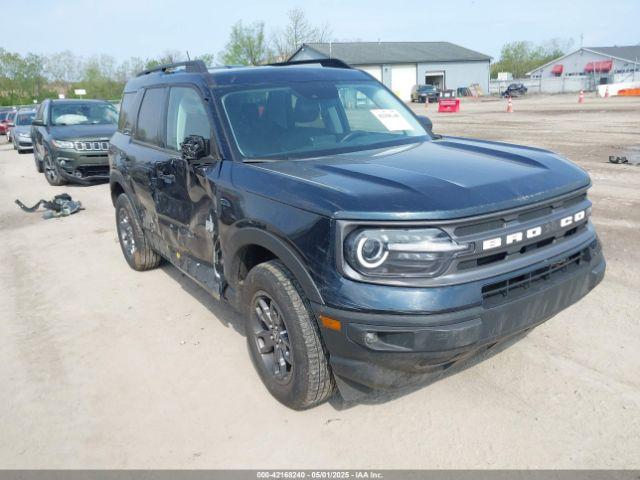  Salvage Ford Bronco