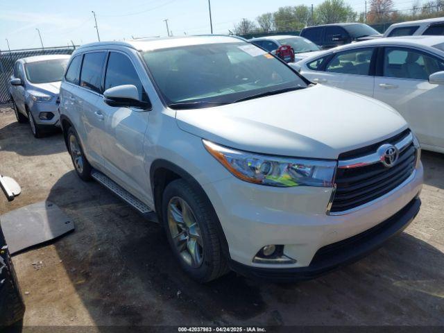  Salvage Toyota Highlander