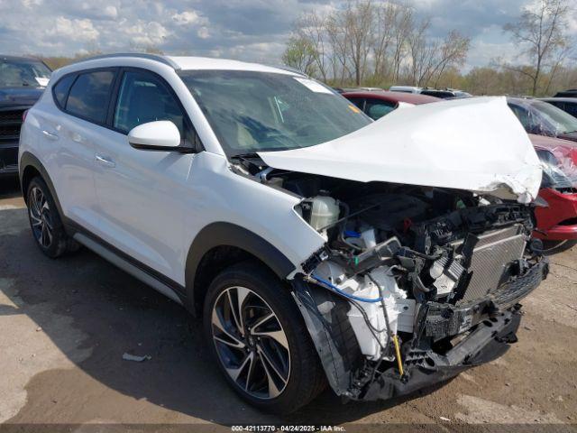  Salvage Hyundai TUCSON