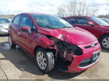  Salvage Ford Fiesta