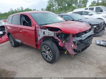  Salvage Mitsubishi Outlander