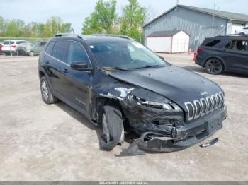  Salvage Jeep Cherokee