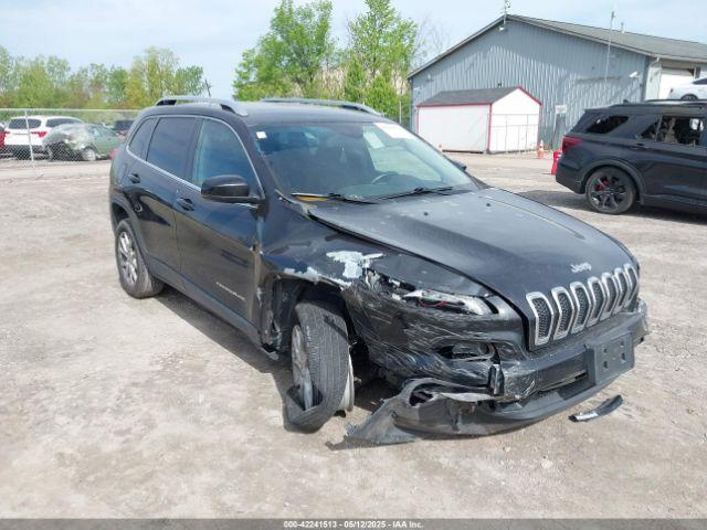  Salvage Jeep Cherokee