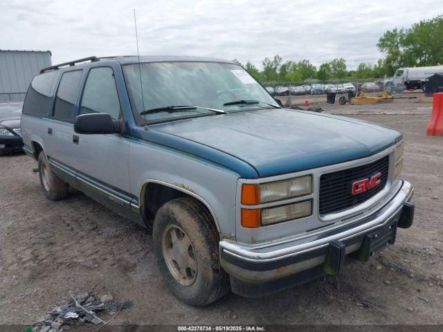  Salvage GMC Suburban