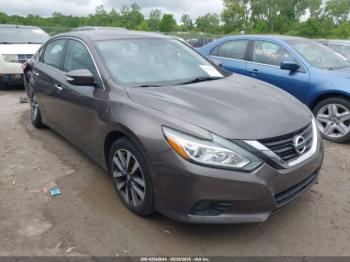  Salvage Nissan Altima