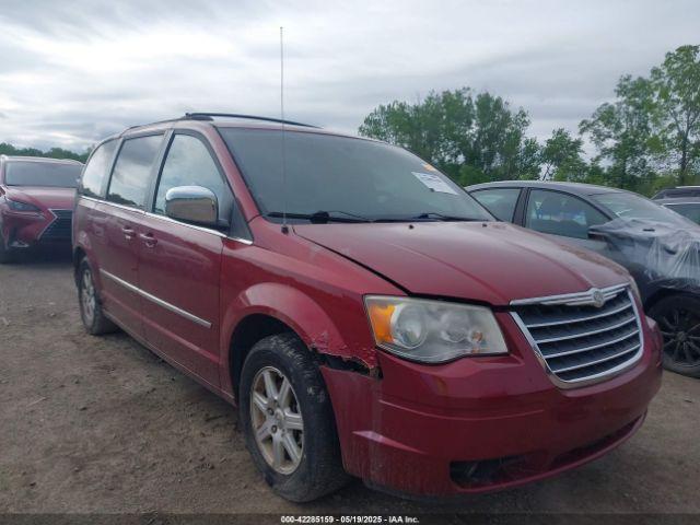  Salvage Chrysler Town & Country