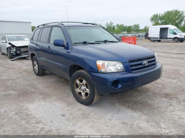  Salvage Toyota Highlander
