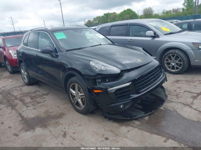  Salvage Porsche Cayenne