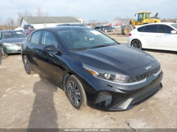  Salvage Kia Forte